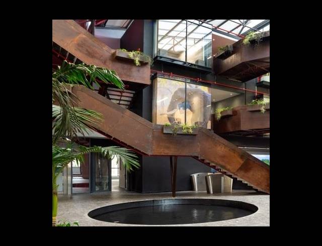 350M² OFFICE TO LET IN ZONNEBLOEM